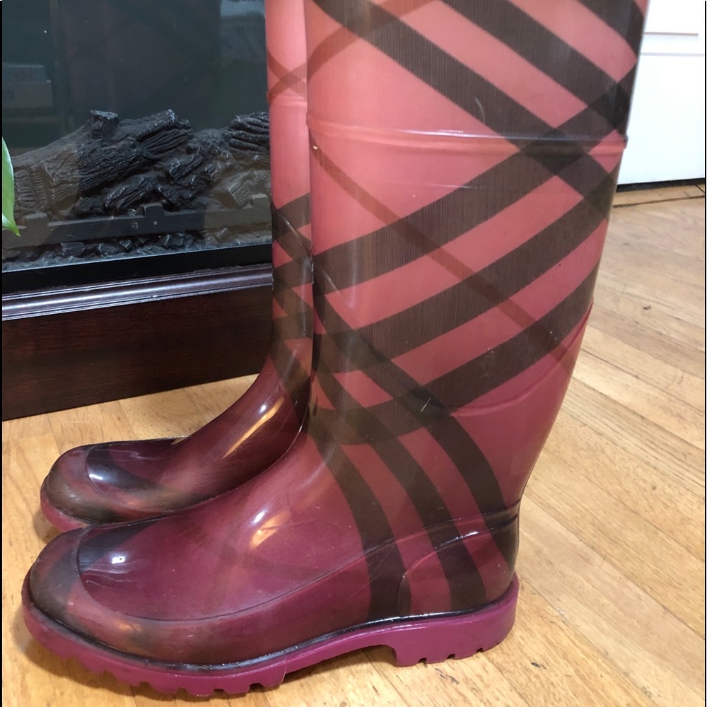 Burberry rain boots